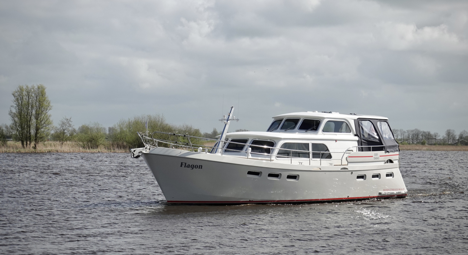 Privilege Pilot House - Aquanaut Yachting Sneek